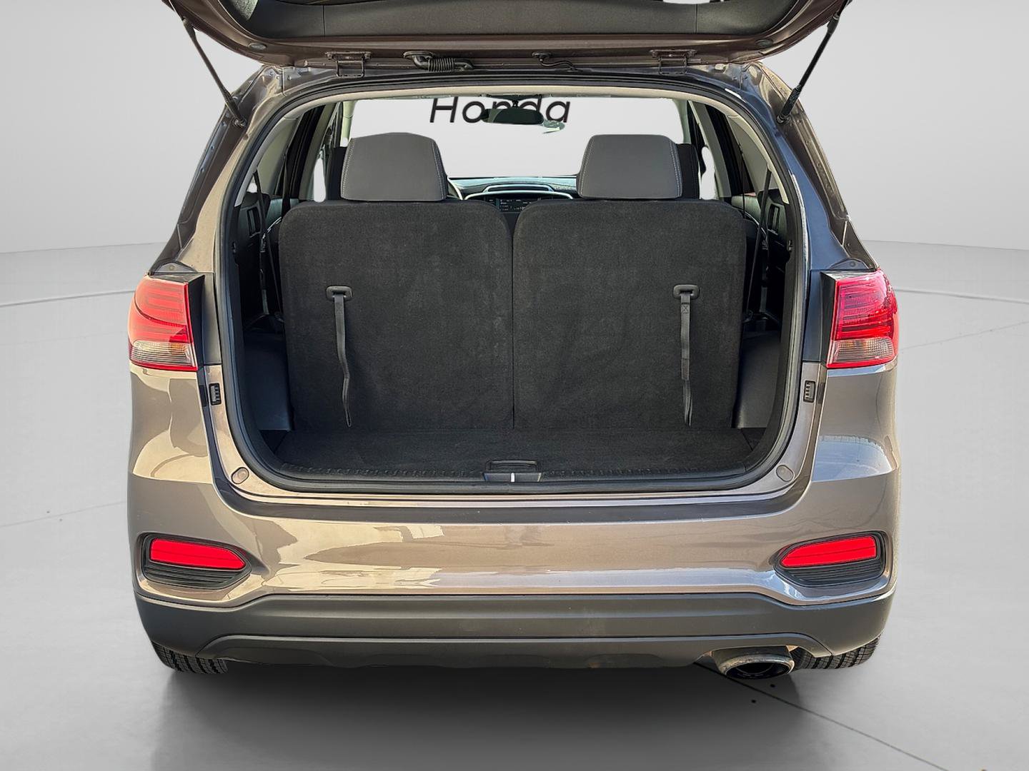 Used 2019 Kia Sorento AWD V6 image 5
