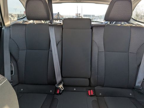 Used 2025 Subaru Outback Premium image 13