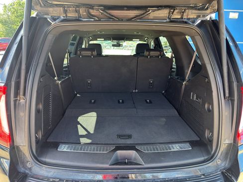 Used 2021 GMC Yukon Denali AWD/4WD image 8