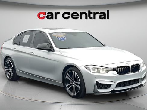 Used 2018 BMW 340i xDrive Sedan w/ Premium Package AWD/4WD image 8