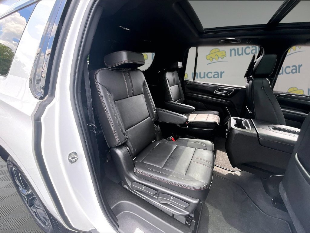 Used 2021 Chevrolet Suburban RST w/ Luxury Package AWD/4WD image 15