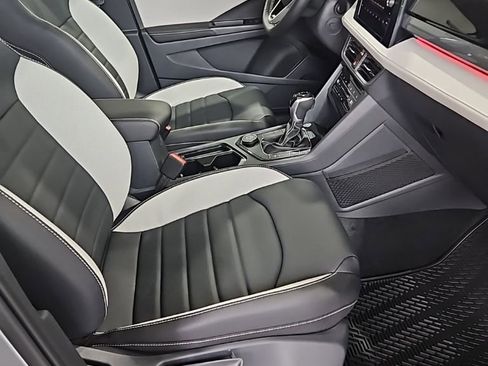 New 2026 Volkswagen Taos SEL AWD/4WD image 13