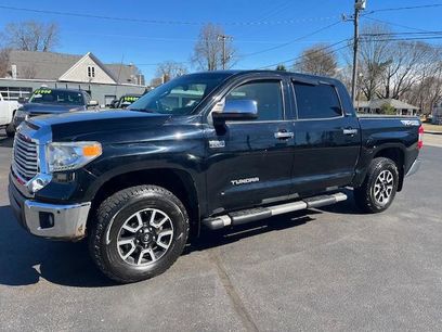 Used 2014 Toyota Tundra Limited w/ Limited Premium Package