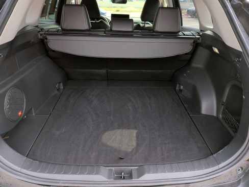 Used 2025 Toyota RAV4 Limited image 34