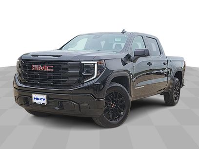 Used 2025 GMC Sierra 1500 Pro w/ Graphite Edition