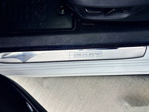 Used 2026 Toyota Camry Hybrid w/ Convenience Package FWD image 33