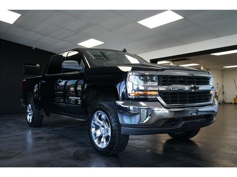 Used 2017 Chevrolet Silverado 1500 LT w/ True North Edition AWD/4WD image 1