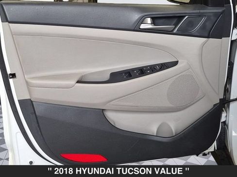Used 2018 Hyundai Tucson Value AWD/4WD image 11