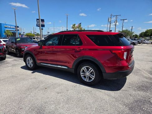 Used 2022 Ford Explorer XLT RWD image 11