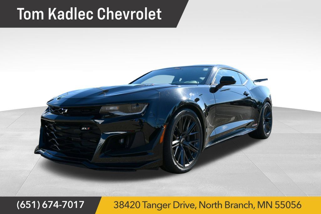 Used 2017 Chevrolet Camaro ZL1 RWD image 1