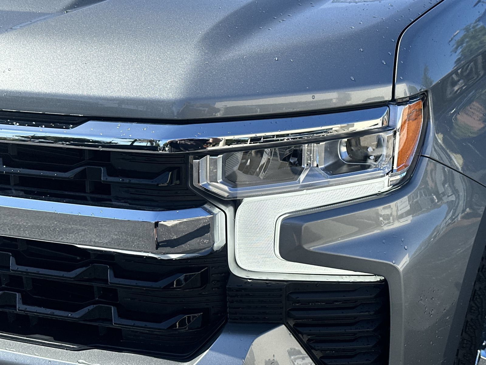 Used 2023 Chevrolet Silverado 1500 LT AWD/4WD image 11