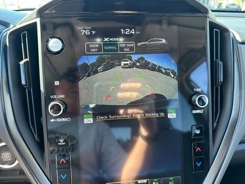 Used 2025 Subaru Crosstrek 2.5i Limited w/ Popular Package #3A image 32