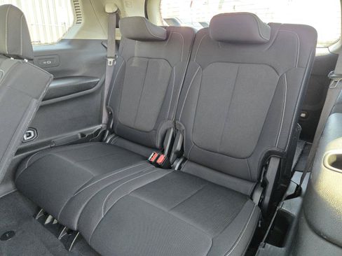 Certified 2023 Jeep Grand Cherokee L Laredo w/ Luxury Tech Group I RWD image 28