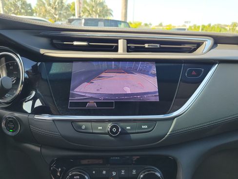 Used 2023 Buick Encore GX Essence w/ Experience Buick Package FWD image 10