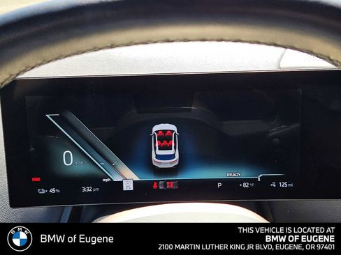 Used 2025 BMW iX xDrive50 image 27