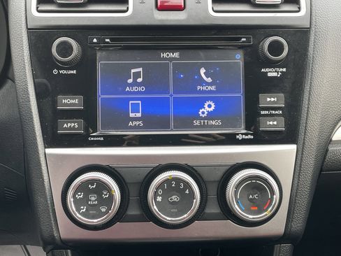 Used 2015 Subaru Crosstrek 2.0i Premium w/ Moonroof Package image 28