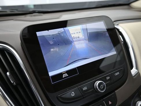 Used 2024 Chevrolet Malibu LT image 33