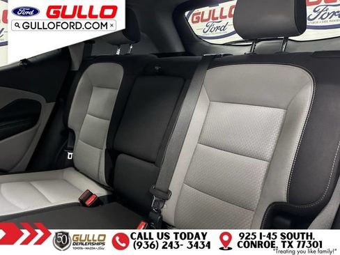 Used 2022 GMC Terrain SLE w/ Driver Convenience Package FWD image 14