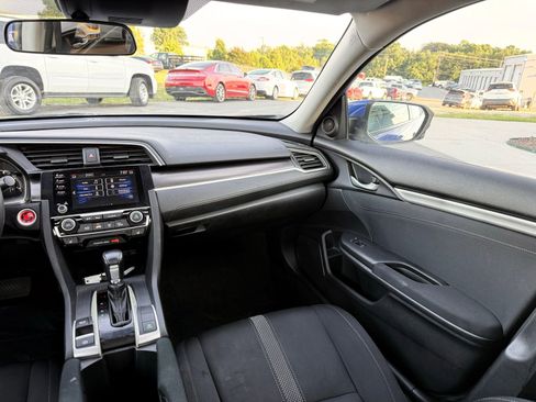 Used 2020 Honda Civic EX image 24