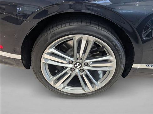 Used 2023 Bentley Continental GT Mulliner image 23