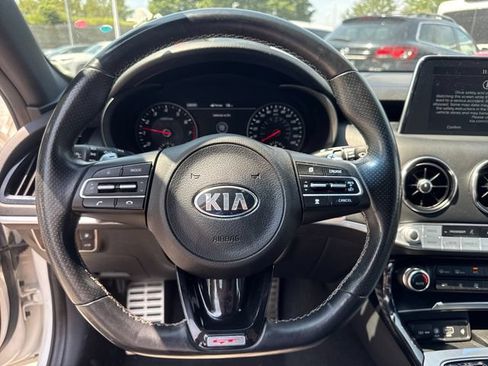 Used 2019 Kia Stinger GT2 RWD image 19