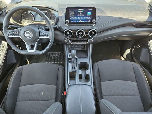 Used 2025 Nissan Sentra SV FWD image 19
