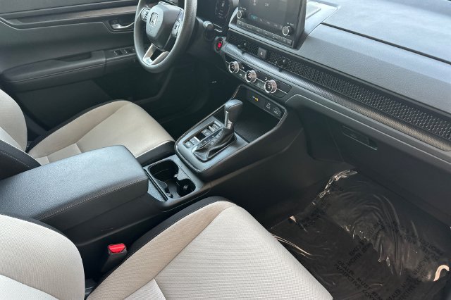 Used 2024 Honda CR-V LX image 18