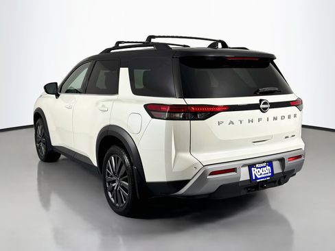 Used 2023 Nissan Pathfinder SL w/ SL Premium Package AWD/4WD image 7