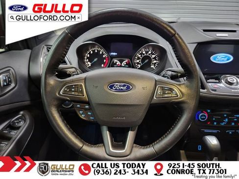 Used 2017 Ford Escape Titanium image 12