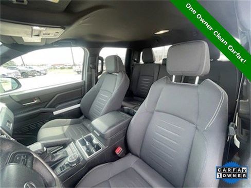 Used 2024 Toyota Tacoma TRD Off-Road image 7