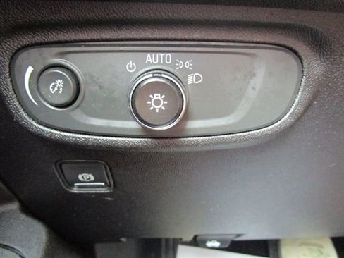 Used 2019 GMC Terrain SLE w/ Driver Convenience Package AWD/4WD image 28
