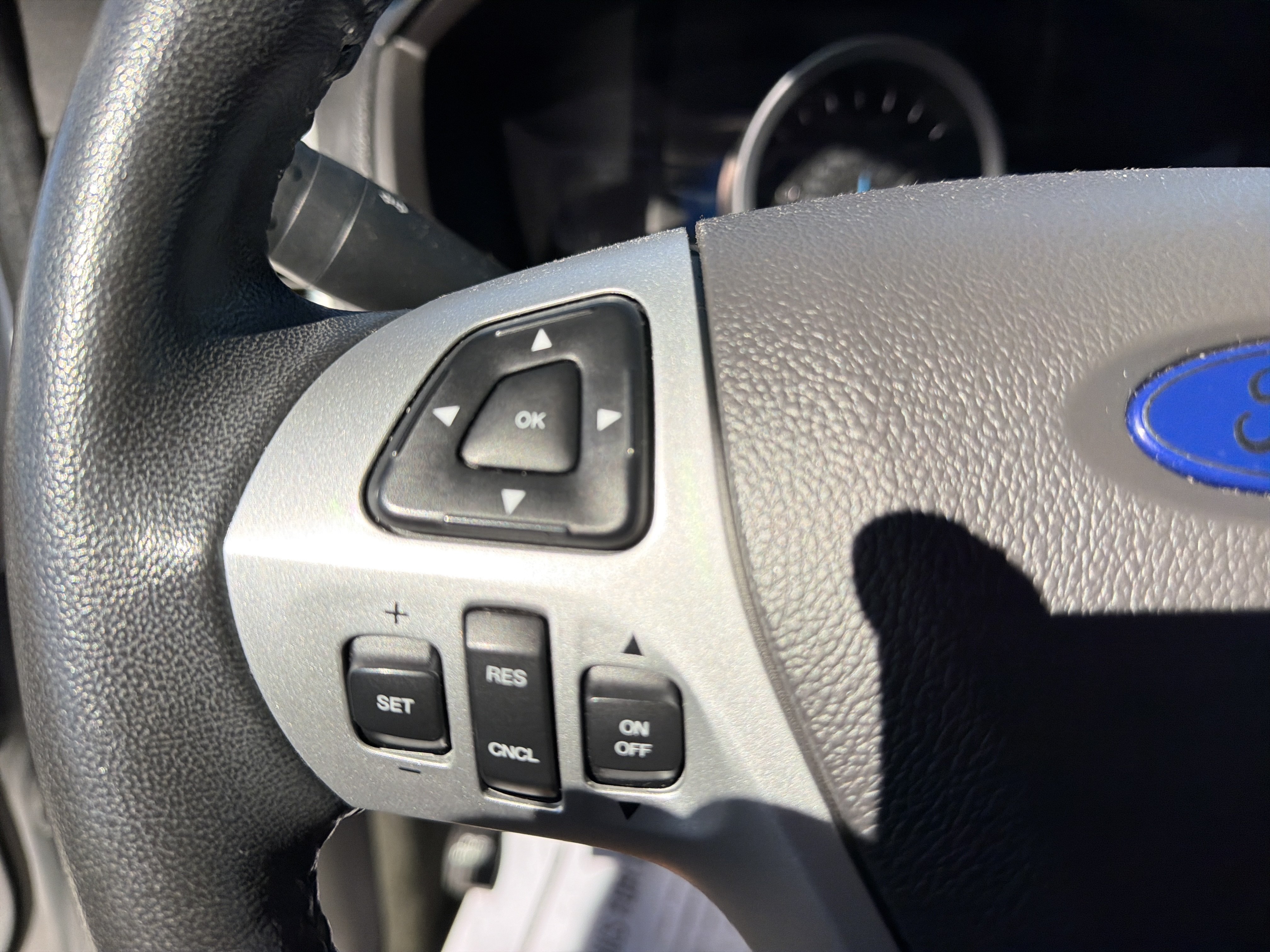 Used 2014 Ford Explorer XLT AWD/4WD image 19