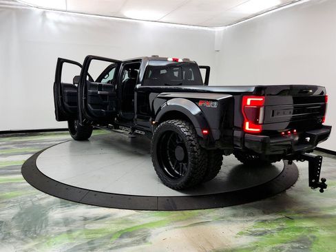 Used 2022 Ford F450 Platinum w/ FX4 Off-Road Package AWD/4WD image 12