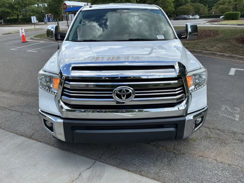 Used 2016 Toyota Tundra SR5 w/ SR5 Upgrade Package RWD image 3