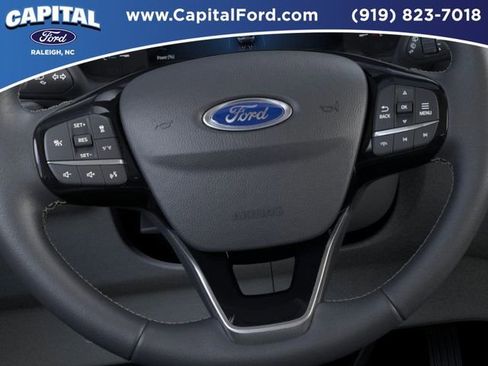 New 2026 Ford Escape SE image 12