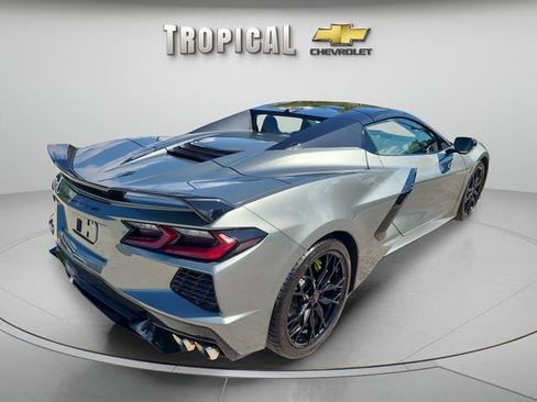 Used 2023 Chevrolet Corvette Stingray Convertible w/ Z51 Performance Package RWD image 5