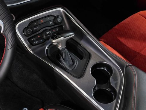 Used 2015 Dodge Challenger R/T Plus RWD image 56