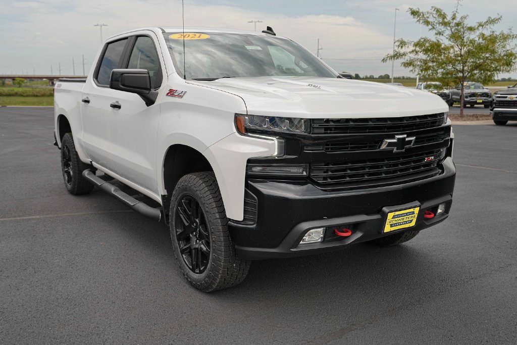 Used 2021 Chevrolet Silverado 1500 LT Trail Boss w/ Bed Protection Package AWD/4WD image 5