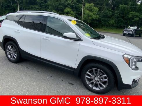 Certified 2023 GMC Terrain SLT AWD/4WD image 2
