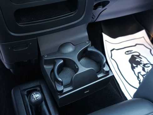 Used 2005 Dodge Ram 1500 Truck SLT image 23