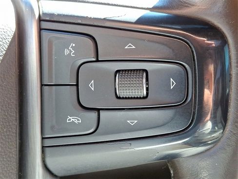 Used 2020 GMC Sierra 2500 Denali w/ Denali Ultimate Package image 24