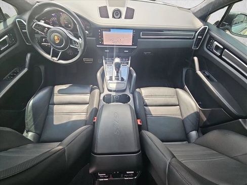 Used 2023 Porsche Cayenne GTS AWD/4WD image 14