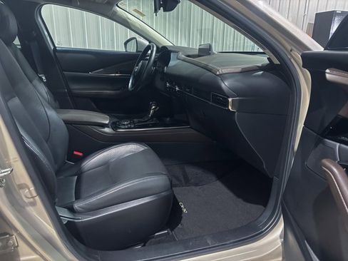 Used 2024 MAZDA CX-30 AWD 2.5 S w/ Premium Package image 27