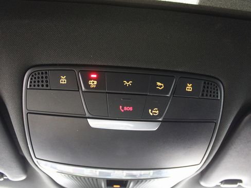 Used 2022 Mercedes-Benz GLC 300 4MATIC image 36