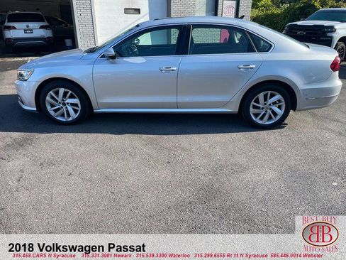 Used 2018 Volkswagen Passat 2.0T SE w/ SE Lighting Package image 6