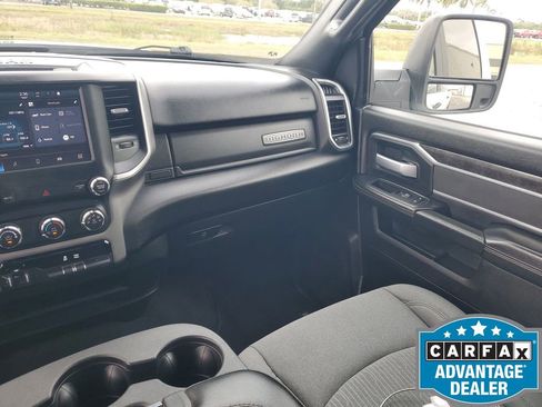 Used 2024 RAM 2500 Big Horn image 13