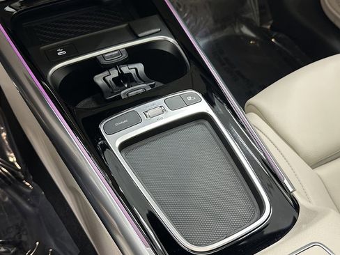 Certified 2025 Mercedes-Benz GLA 250 image 34