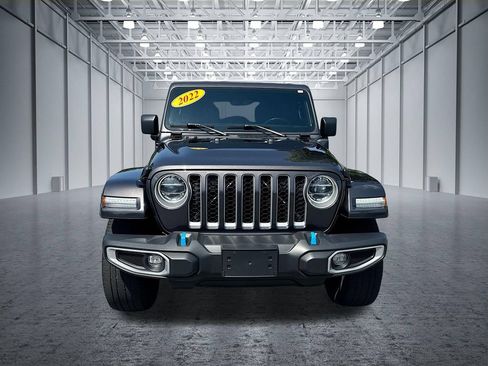 Used 2022 Jeep Wrangler Unlimited Sahara w/ Cold Weather Group AWD/4WD image 2