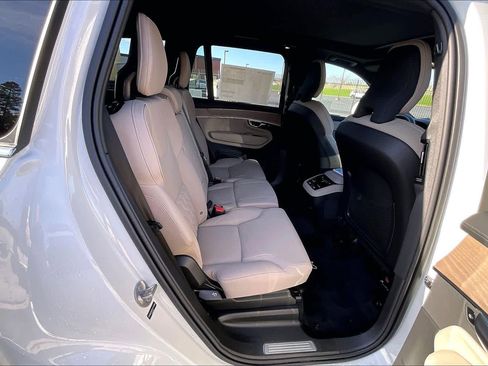 New 2026 Volvo XC90 B6 Plus w/ Protection Package Premier image 27