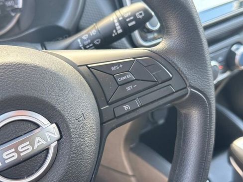 Certified 2025 Nissan Kicks Play S FWD image 29